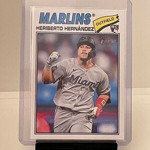 HERIBERTO HERNANDEZ 2026 TOPPS HERITAGE ROOKIE CARD
